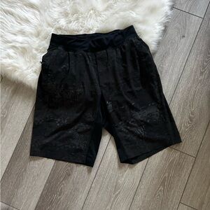 Men’s Lululemon shorts